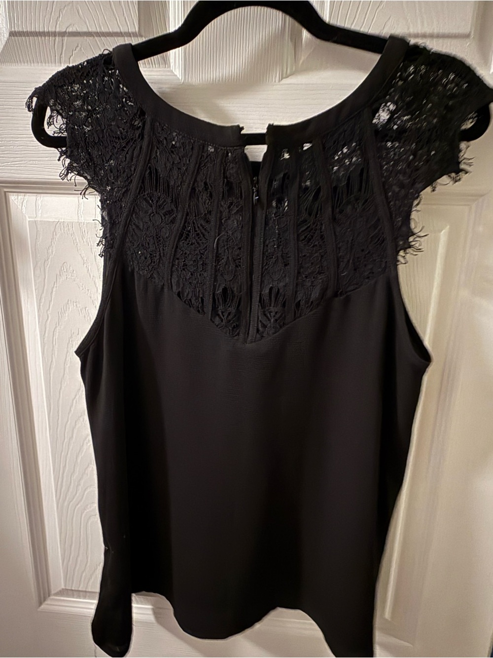 41 Hawthorn Black Lace Yoke Sleeveless Camisole